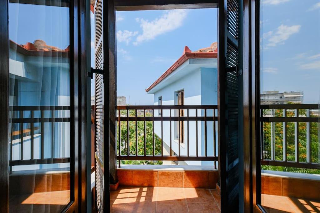 Tsinari Comfort & Luxury Suite, Private Parking Appartement