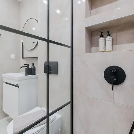 Tsinari Comfort & Luxury Suite, Private Parking Thessalonique Extérieur photo